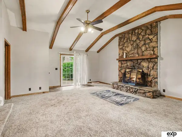 4936 S 95 Avenue, Omaha, NE 68127