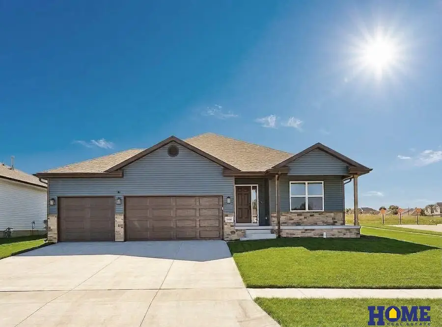 8901 Kinzie Street, Lincoln, NE 68507 - #2