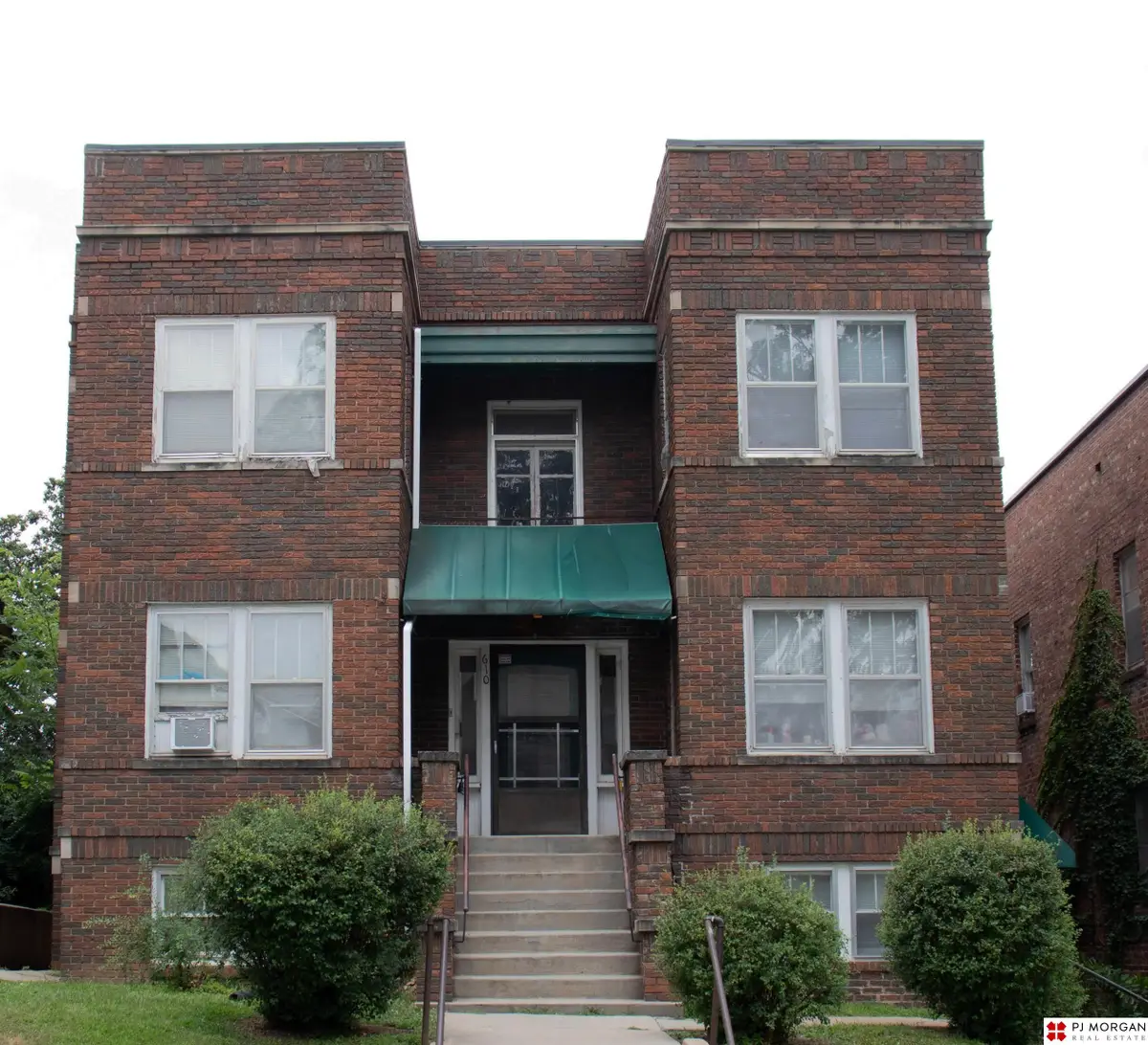 608 S 32nd Avenue, Omaha, NE 68105 - #1