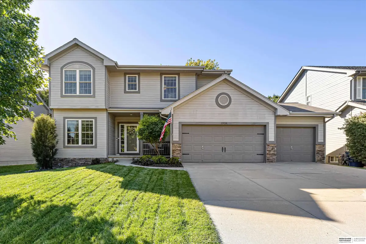 1928 S 198 Street, Elkhorn, NE 68022 - #1