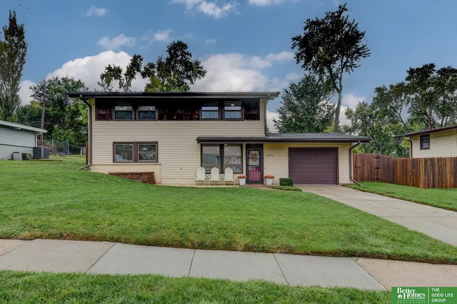 4622 N 82nd Street, Omaha, NE 68134 - #2