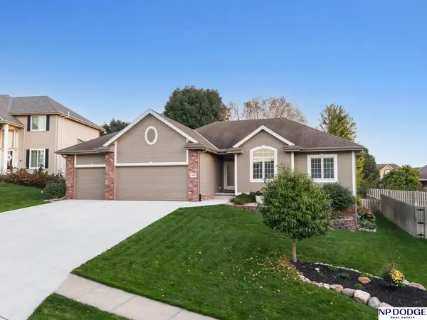 19859 Burke Street, Elkhorn, NE 68022
