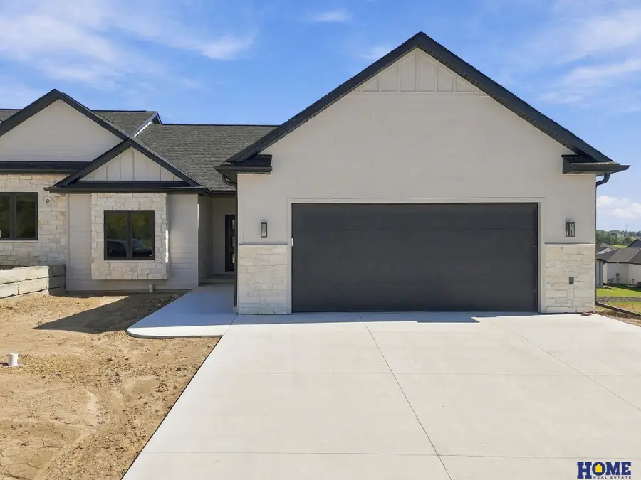 7940 S 42nd Street, Lincoln, NE 68516 - #2