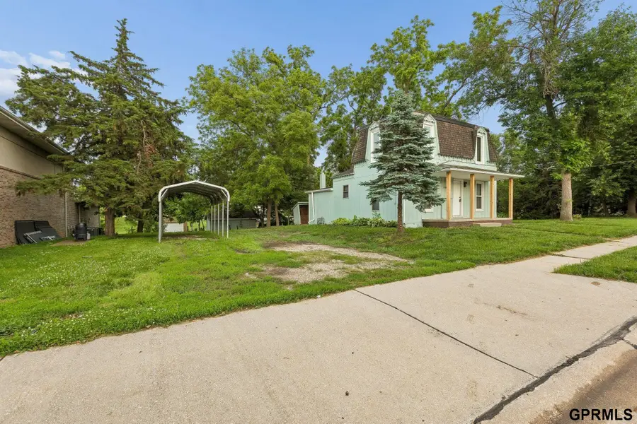 600 N 20 Avenue, Blair, NE 68008 - #2