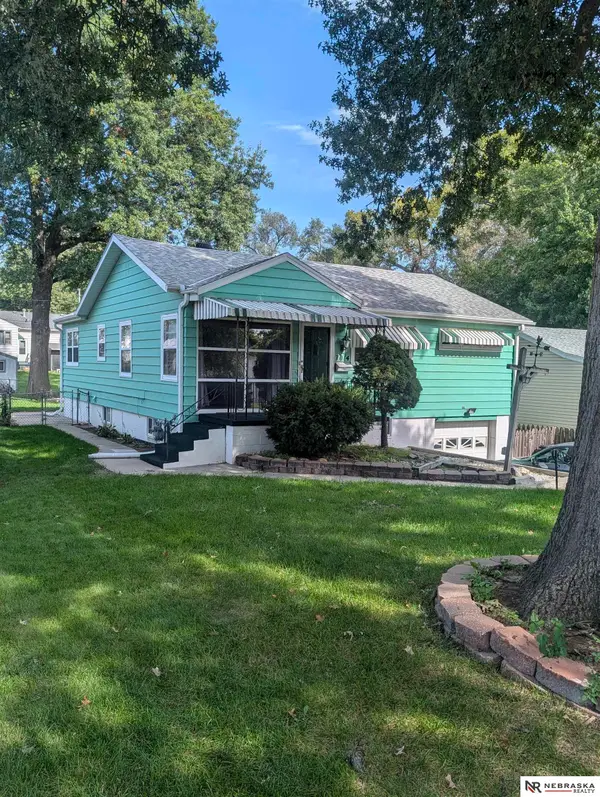 7014 Hamilton Street, Omaha, NE 68132