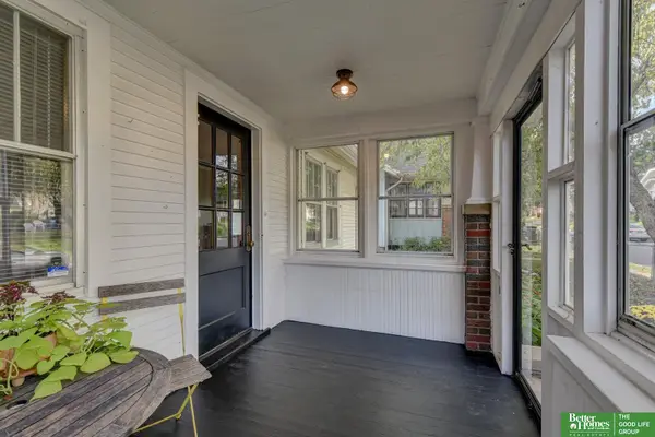 2817 N 49th Avenue, Omaha, NE 68104