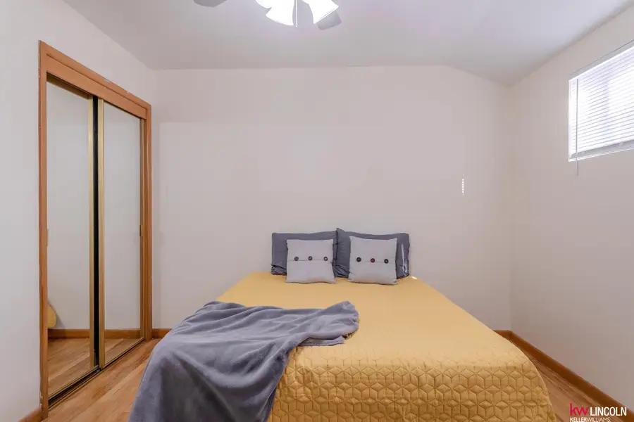 5349 Calvert Street, Lincoln, NE 68506 - #2