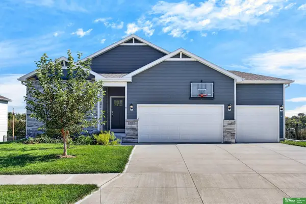 12117 S 204th Avenue, Gretna, NE 68028