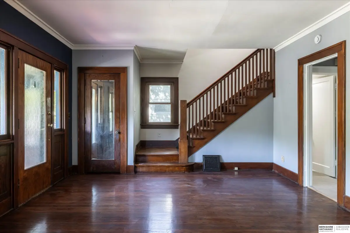 533 Benton Street, Council Bluffs, IA 51503 - #1