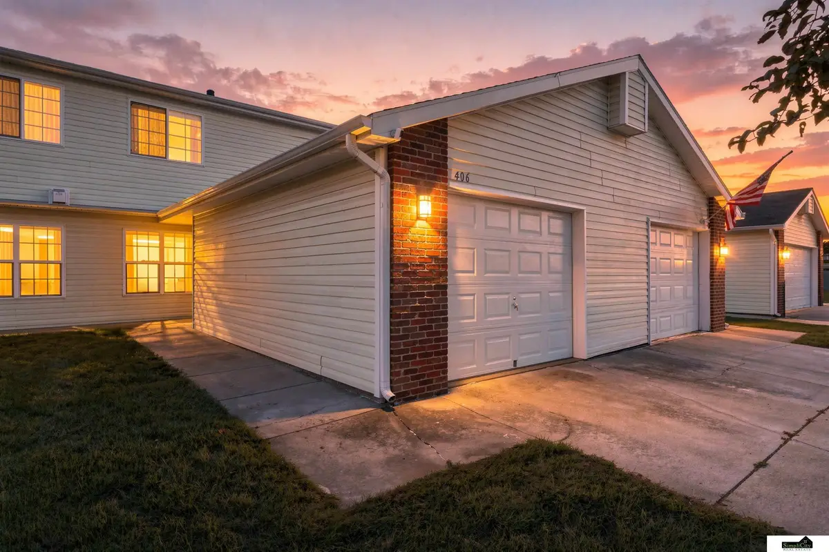 406 W Todd Circle, Lincoln, NE 68528 - #1