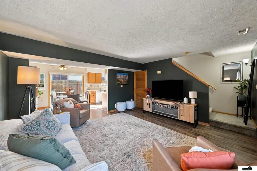 406 W Todd Circle, Lincoln, NE 68528 - #2