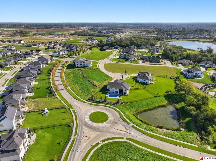 21062 Valley Circle, Elkhorn, NE 68022 - #2