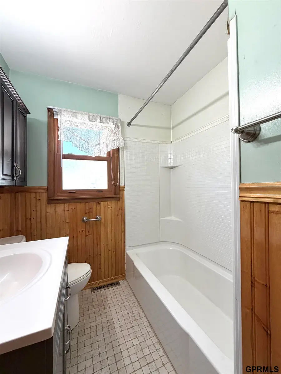 1218 I Street, Geneva, NE 68361 - #3