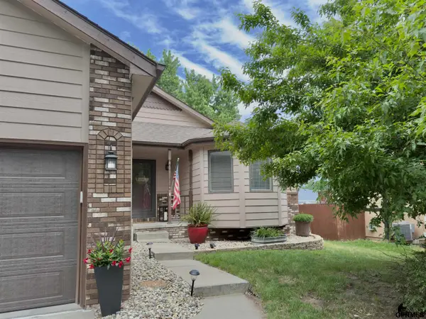 4910 Bunker Hill Road, Lincoln, NE 68521