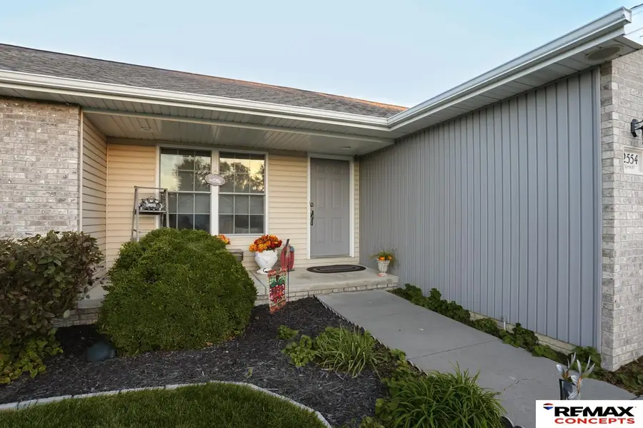 2554 N 83rd Street, Lincoln, NE 68507 - #2