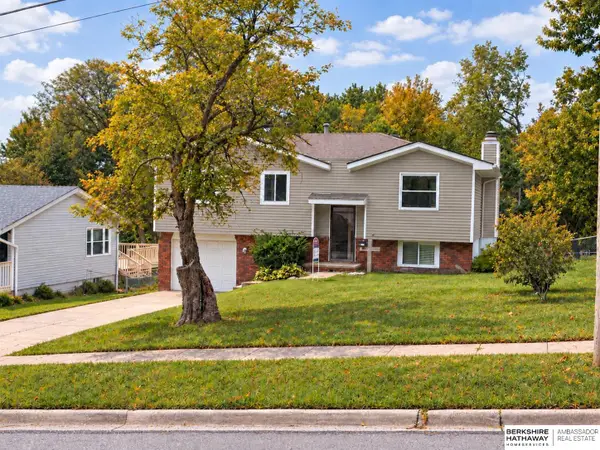 7071 Western Avenue, Omaha, NE 68132