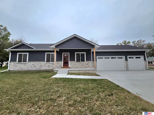 719 N 7th Street, Wymore, NE 68466