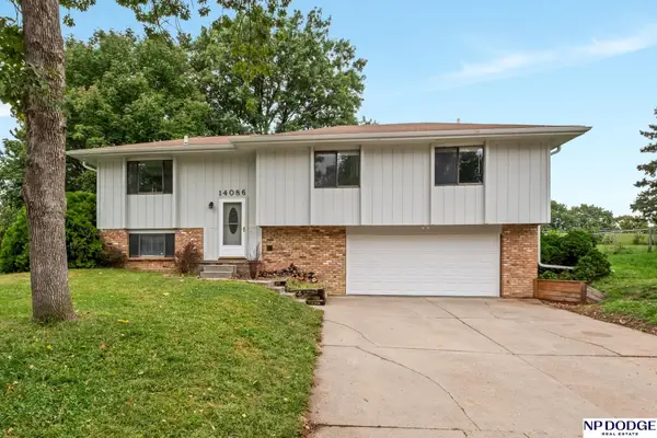 14086 Monroe Circle, Omaha, NE 68137