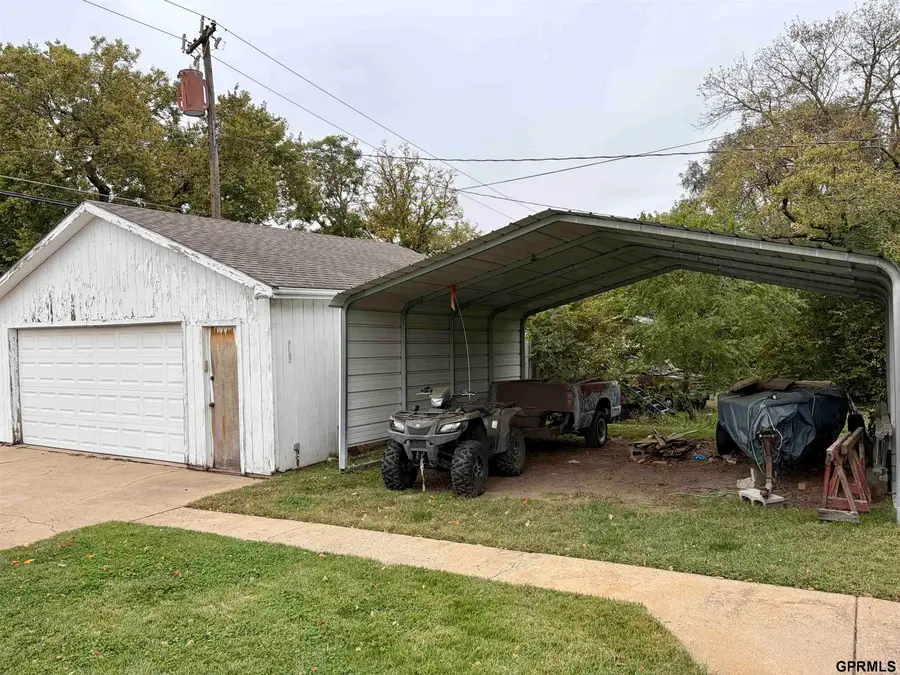 916 7th Street, Fairbury, NE 68352 - #3