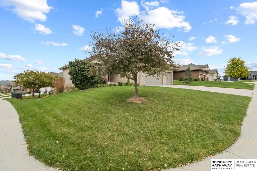 9803 S 68th Street, Papillion, NE 68133 - #3