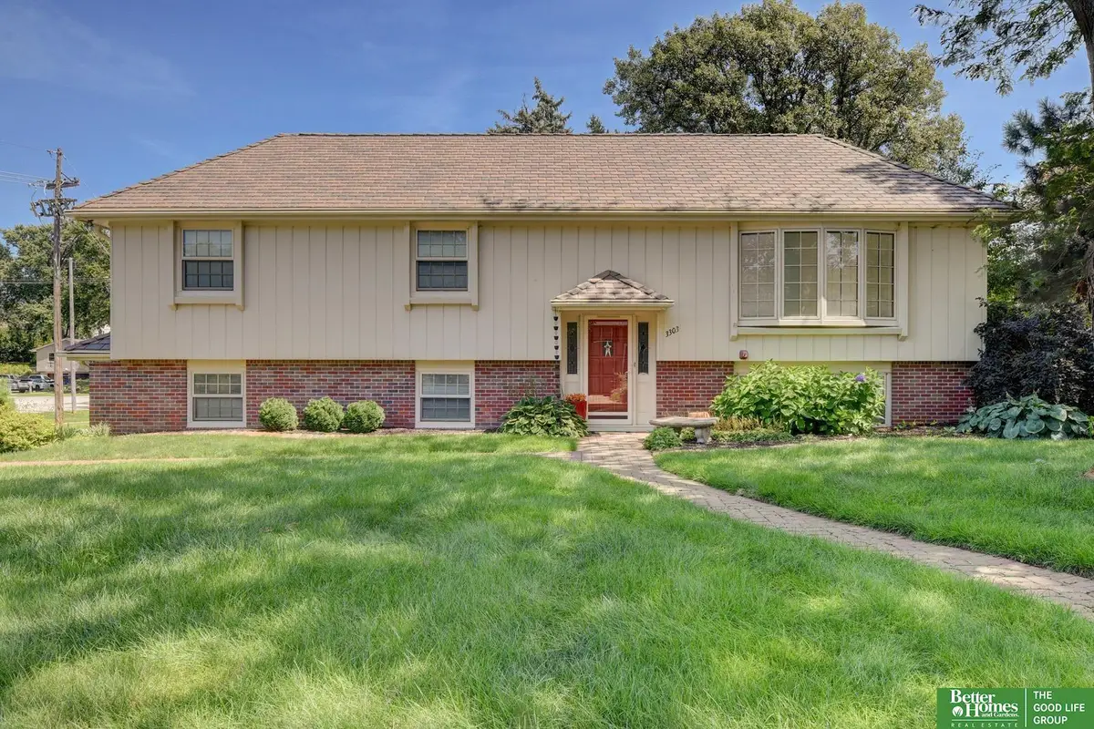3303 S 116 Street, Omaha, NE 68144 - #1