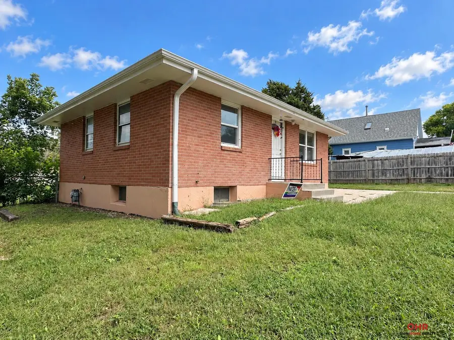 1118 Knox Street, Lincoln, NE 68521 - #2