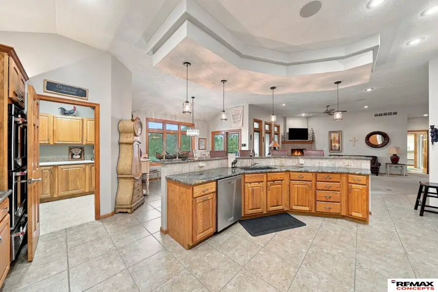 6931 Laurent Circle, Lincoln, NE 68526 - #2