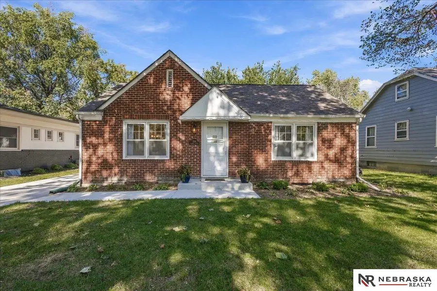 3744 Everett Street, Lincoln, NE 68506 - #2