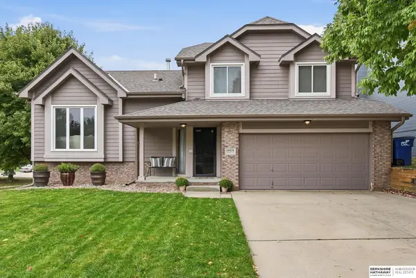 10426 Newport Avenue, Omaha, NE 68122