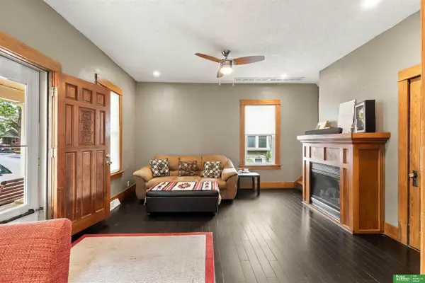 3123 N 58 Street, Omaha, NE 68104