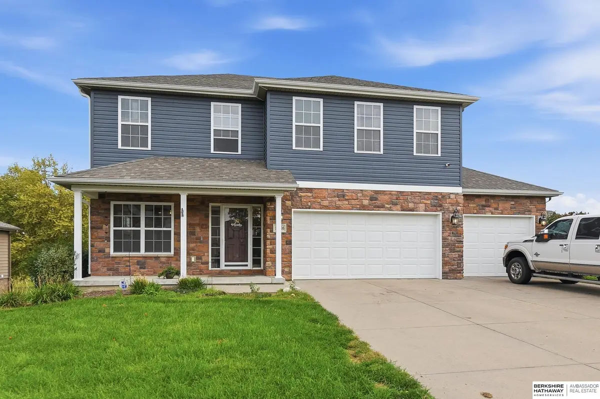 10505 N 152nd Avenue Circle, Bennington, NE 68007 - #1