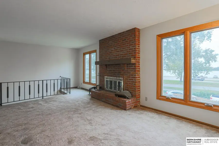 53 Lakewood Villa Street, Council Bluffs, IA 51501 - #3