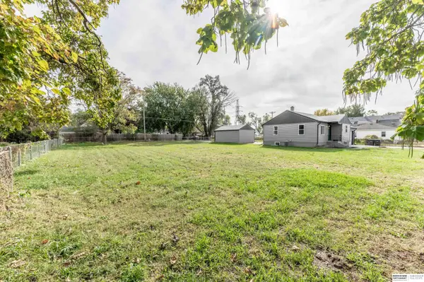 4927 N 14th Street, Omaha, NE 68110