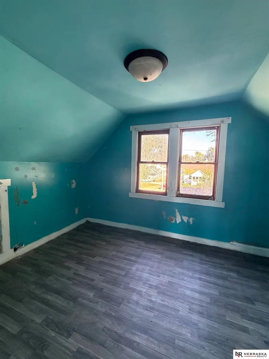 5101 S 40th Street, Omaha, NE 68107 - #2