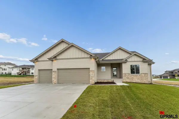 20008 V Street, Omaha, NE 68135