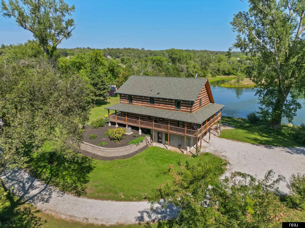 8305 Kauai Drive, Papillion, NE 68046 - #1