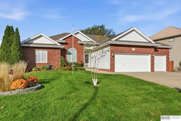 8010 S 93rd Street, La Vista, NE 68128