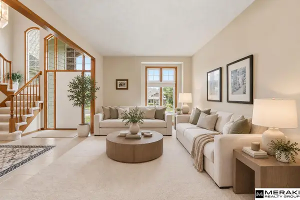 1303 Western Hills Drive, Papillion, NE 68046