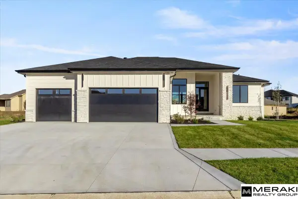 18304 Acorn Drive, Gretna, NE 68026