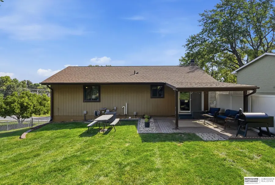 7704 S 76th Avenue, La Vista, NE 68128 - #3