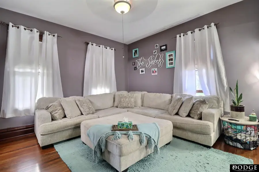 946 E 6th Street, Fremont, NE 68025 - #3