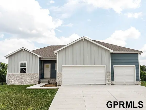 12264 S 207th Street, Gretna, NE 68028