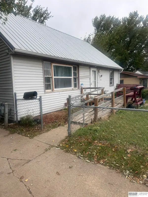 4022 Redick Avenue, Omaha, NE 68112-0000