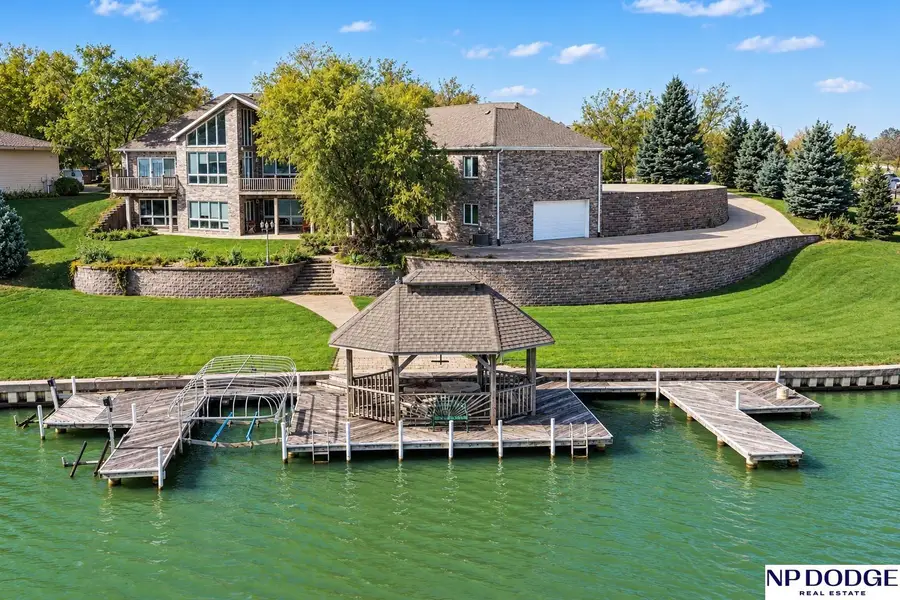 17736 N Reflection Circle, Bennington, NE 68007 - #2