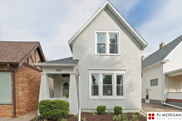 2807 S 32 Avenue, Omaha, NE 68105