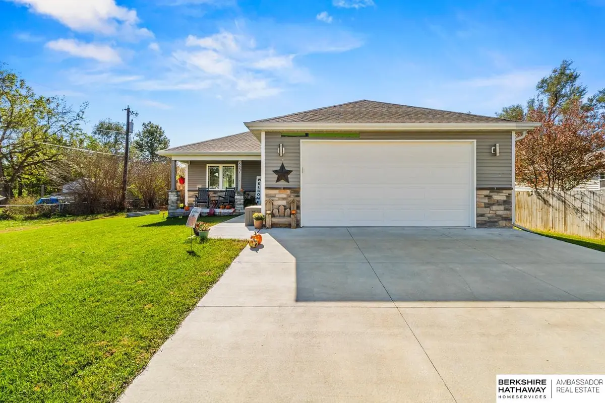627 E 5th Street, Greenwood, NE 68366 - #1