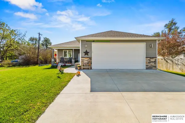 627 E 5th Street, Greenwood, NE 68366