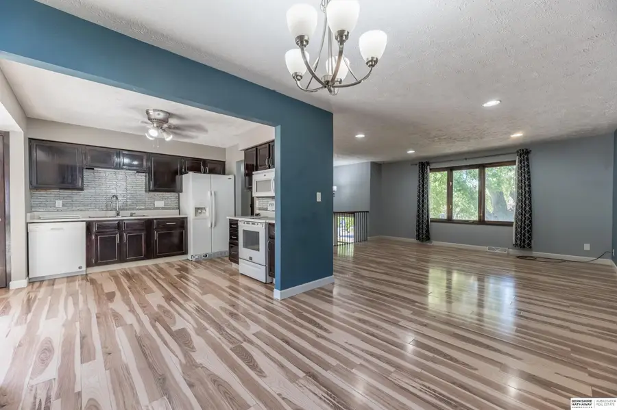 2801 Mars Circle, Bellevue, NE 68005 - #2