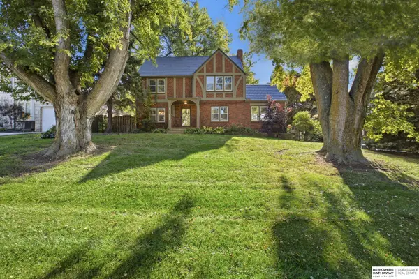 5315 Blondo Street, Omaha, NE 68104