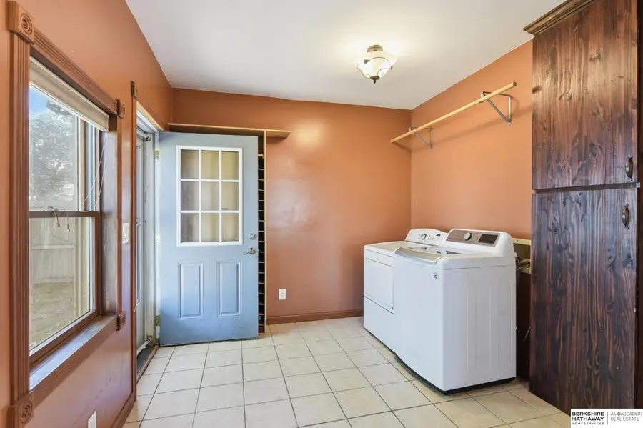 526 W 4th Street, Wahoo, NE 68066 - #2